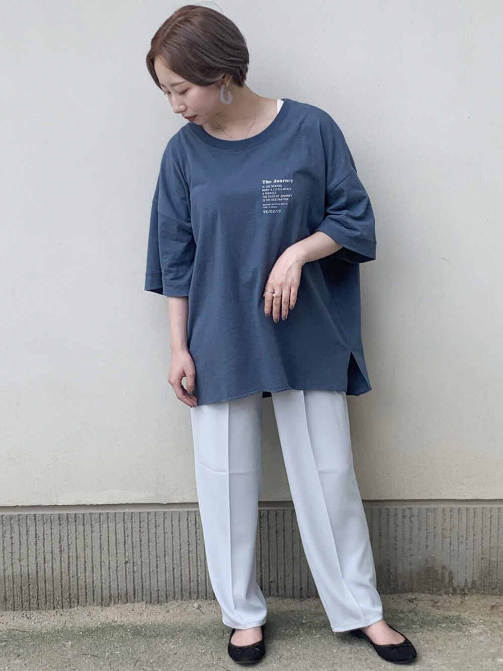 「プチプラコーデ、低身長、ラフコーデ、ブルー」｜「Right-onのアイテム（Tシャツ/カットソー、ブルー系）」を使った、ほっちゃんさん（レディース・149cm）の夏コーディネートの1枚目の写真