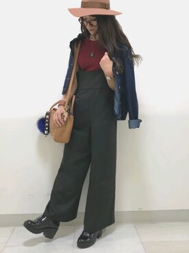 「HusHusH（ハッシュアッシュ）のアイテム（オールインワン・サロペット）」を使った、ひいたんさん（レディース・161cm）の秋コーディネート