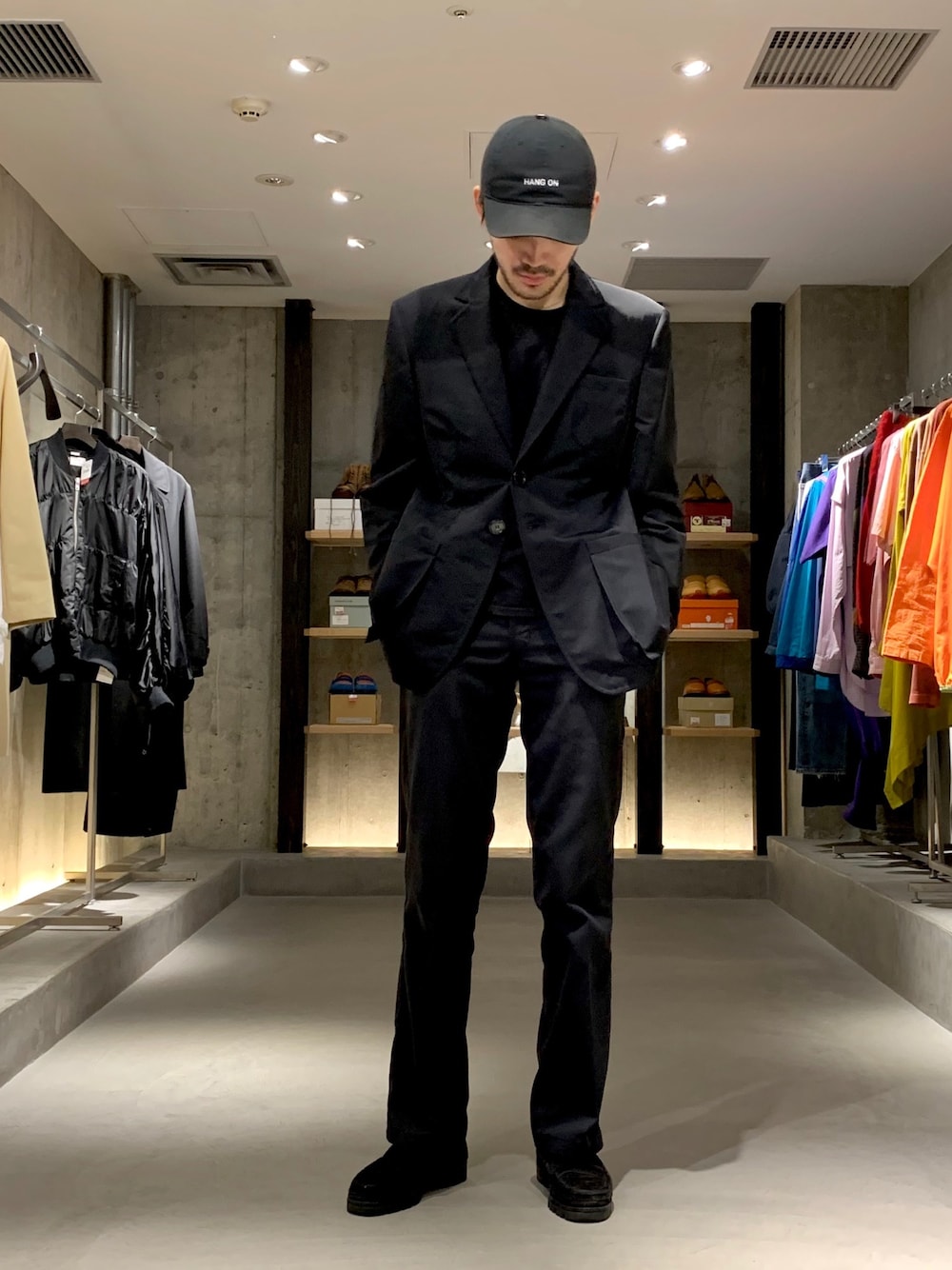 WALES BONNERのテーラードジャケットを使った人気ファッション