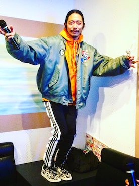 「アイテム（スニーカー、その他）」を使った、まーくんさん（メンズ・181cm）の冬コーディネート