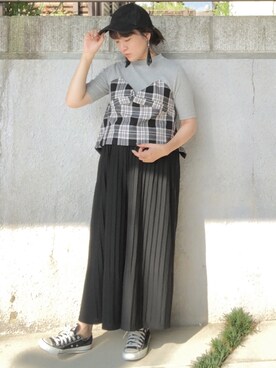 「earth music&ecology（アースミュージックアンドエコロジー）のカットプリーツスカーチョ（その他パンツ）」を使った、yui7さん（レディース・156cm）の夏コーディネート