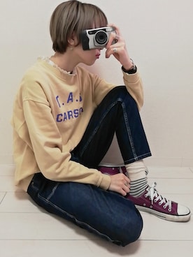 「部屋撮り」｜「アイテム（スウェット）」を使った、ｶﾝﾅさん（レディース・167cm）の春コーディネート