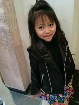 「BLOC（ブロック）のアイテム（ライダースジャケット）」を使った、Yunaさん（キッズ・120cm）の冬コーディネート