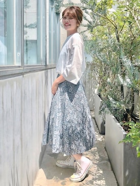 「Dot＆Stripes CHILD WOMAN（ドットアンドストライプス　チャイルドウーマン）の○●《WEB別注》メタルフラワーイヤリング（イヤリング、ゴールド系）」を使った、chisatoさん（レディース・161cm）の夏コーディネート