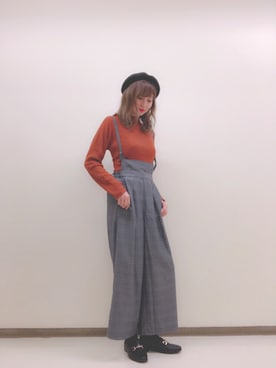 「テラコッタ」｜「アイテム（ハンチング/ベレー帽）」を使った、うぃんさん（レディース・166cm）の秋コーディネート
