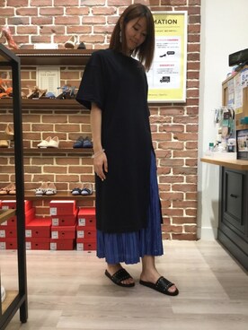 「スリッパ」｜「アイテム（ワンピース/ドレス）」を使った、WAららぽーとエキスポシティ店さん（レディース・172cm）の夏コーディネート