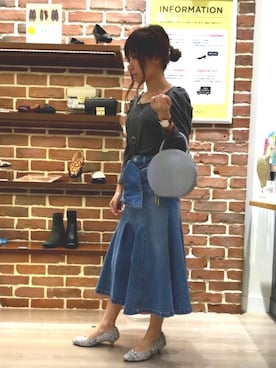 「ツイードパンツ」｜「アイテム（パンプス）」を使った、WAららぽーとエキスポシティ店さん（レディース・160cm）の秋コーディネート