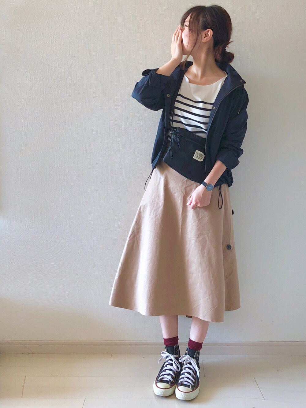 「スポーツMIX'18秋、Sonny　Label、サニーレーベル、センスオブプレイス、SENSEOFPLACE、Rougevif、ルージュヴィフ、オトナカジュアル、マウンテンパーカー、サコッシュ」｜「Rouge vifのポンチボーダー（Tシャツ/カットソー、ホワイト系）」を使った、chakoさん（レディース・155cm）の秋コーディネートの1枚目の写真