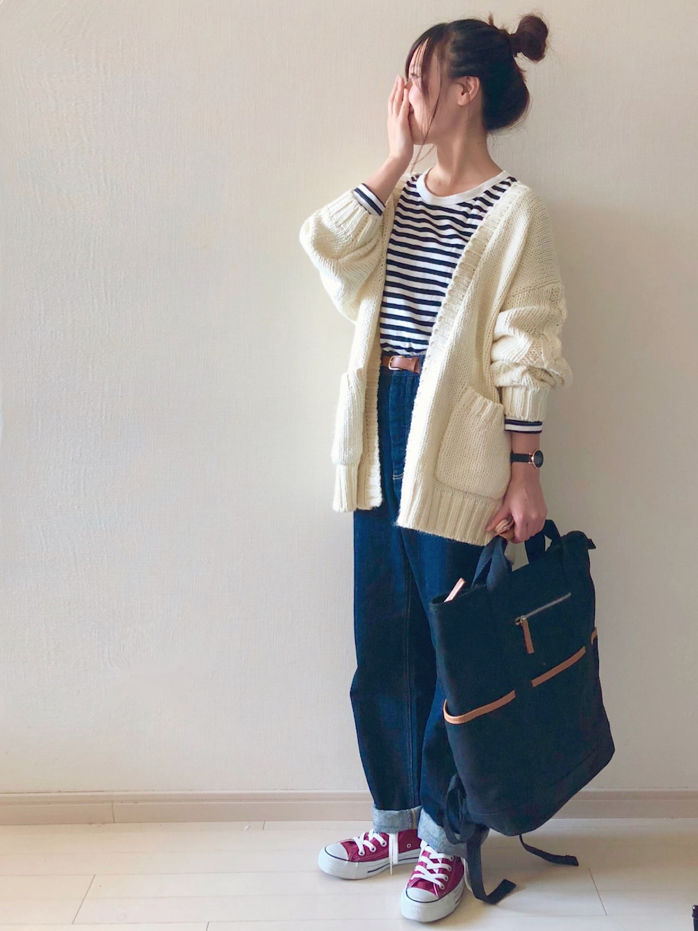 「コンバース、トートバッグ、ボーダー、ニットカーディガン、大人カジュアル、ロールアップ、シンプルコーデ、LIPSTAR、秋コーデ、リップスター」｜「Add+の2wayガーデントートリュック バックパック（バックパック/リュック、ブラック系）」を使った、chakoさん（レディース・155cm）の秋コーディネートの1枚目の写真