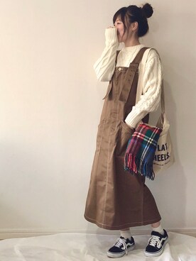 「サニーレーベル」｜「アイテム（ジャンパースカート）」を使った、chakoさん（レディース・155cm）の秋コーディネート