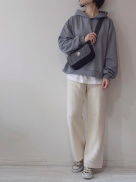 「reca（レカ）のアイテム（パーカー）」を使った、chakoさん（レディース・155cm）の冬コーディネート