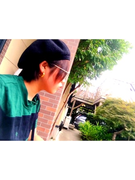 「24karats（トゥウェンティーフォーカラッツ）のNew Logo Pierce（ピアス（両耳用）、ゴールド系）」を使った、すんさん（レディース・154cm）の秋コーディネート