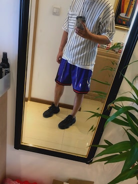 「Mitchell&Ness（ミッチェル&ネス）のアイテム（パンツ）」を使った、笙さん（メンズ・180cm）の夏コーディネート