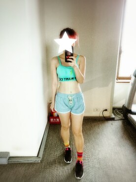 Mandy Hsuさんのコーディネート