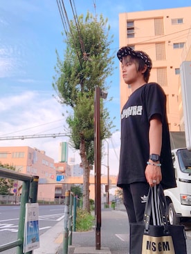 「MSGM（エムエスジーエム）のアイテム（トートバッグ）」を使った、松浦正太郎/俳優さん（メンズ・163cm）の夏コーディネート