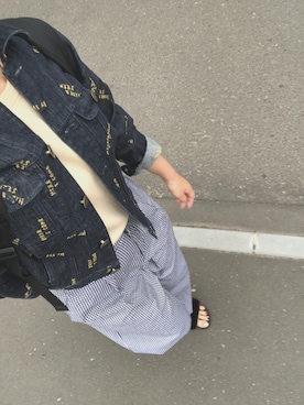 「ノースリーブニット」｜「アイテム（デニムジャケット）」を使った、yu-maさん（レディース・160cm）の夏コーディネート