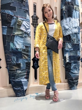 「ノーティードッグ」｜「アイテム（バッグ）」を使った、Naughty Dog KOYAさん（レディース・162cm）の春コーディネート