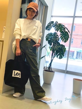 「ノーティードッグ」｜「アイテム（キャップ）」を使った、Naughty Dog KOYAさん（レディース・162cm）の秋コーディネート