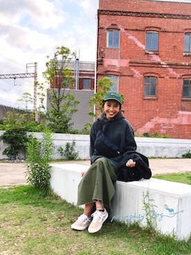 「ノーティードッグ」｜「アイテム（キャップ）」を使った、Naughty Dog KOYAさん（レディース・162cm）の秋コーディネート