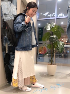 「ノーティードッグ」｜「アイテム（腕時計）」を使った、Naughty Dog KOYAさん（レディース・162cm）の冬コーディネート