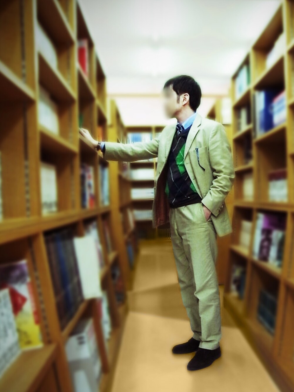 「大人コーデ、セットアップ、アーガイル柄」｜「Paul Smithのアイテム（セットアップ、ベージュ系）」を使った、cumin30さん（メンズ・170cm）の冬コーディネートの1枚目の写真