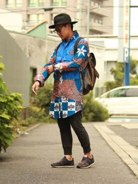 「柄物」｜「アイテム（帽子）」を使った、rettiyさん（メンズ・171cm）の秋コーディネート