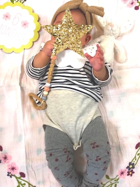 「アイテム（ロンパース、ブラック系）」を使った、✯tumugi✯さん（キッズ・70cm）の春コーディネート