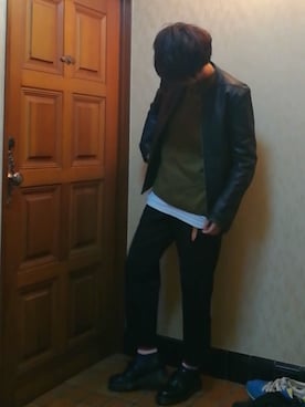 「アンクルパンツ」｜「アイテム（ライダースジャケット）」を使った、すーけーさん（メンズ・164cm）の秋コーディネート
