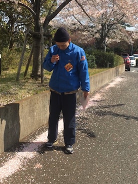 「ワーク」｜「アイテム（ナイロンジャケット）」を使った、せいsanさん（メンズ・177cm）の春コーディネート