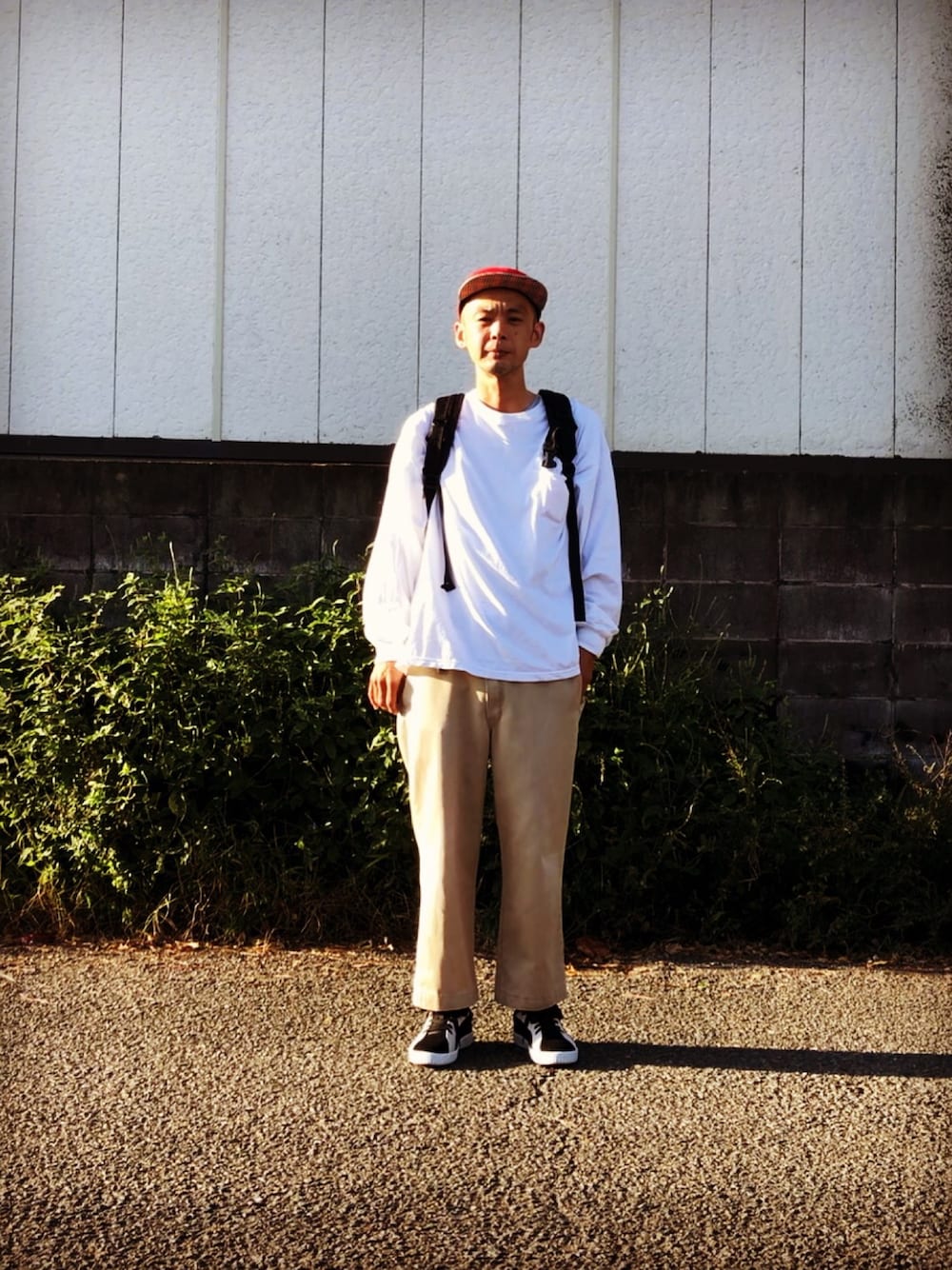 「おしゃれさんと繋がりたい、古着好きな人と繋がりたい、チノパン、ポケロンt、XXL、Gildan」｜「Dickiesのアイテム（チノパンツ、ベージュ系）」を使った、せいsanさん（メンズ・177cm）の秋コーディネートの1枚目の写真