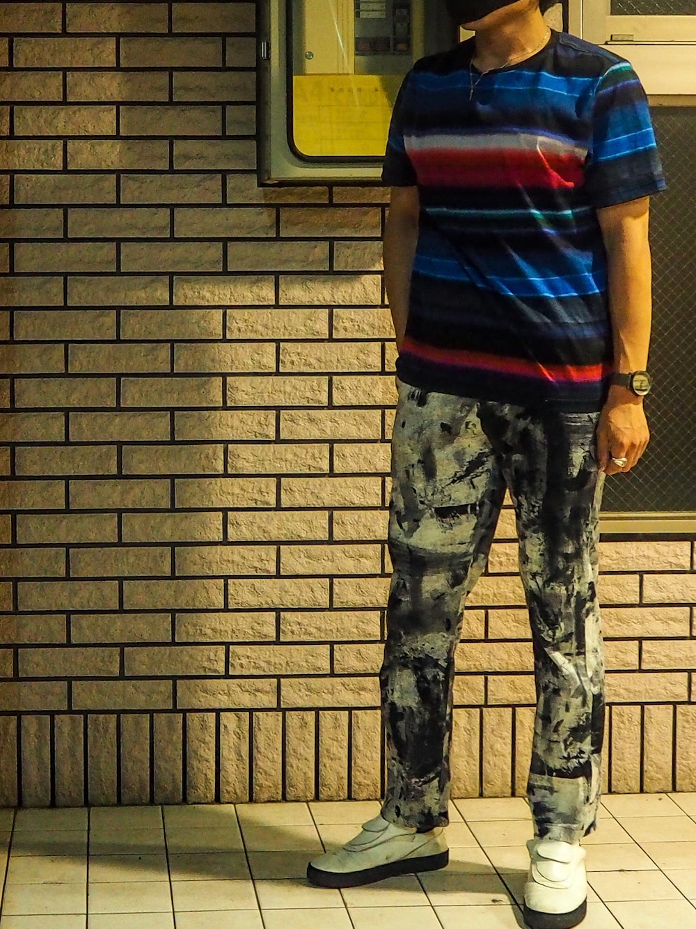 「Paul Smith、ボーダー、柄パンツ、夏、お洒落さんとつながりたい」｜「Paul SmithのBACKING CLOTH PRINT PANTS / 253305 406M（その他パンツ、その他）」を使った、Neustartさん（メンズ・177cm）の夏コーディネートの1枚目の写真