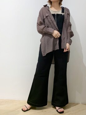 「NICE CLAUP（ナイスクラップ）のアイテム（オールインワン・サロペット）」を使った、chiさん（レディース・159cm）の夏コーディネート