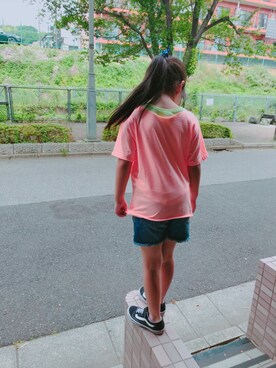 「ZARA（ザラ）のアイテム（Tシャツ/カットソー、オレンジ系）」を使った、サニーさん（レディース）の春コーディネート