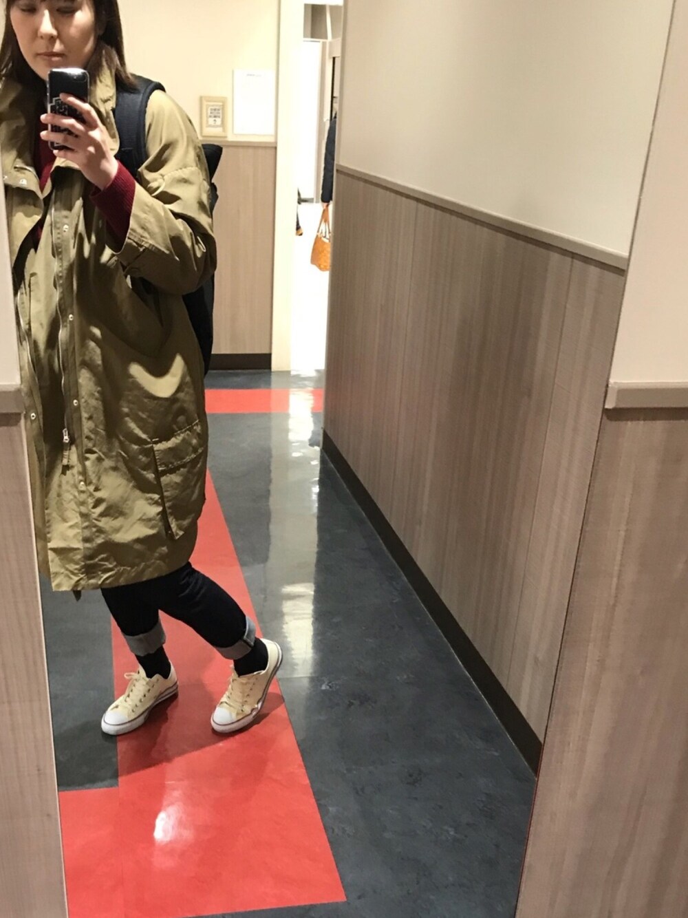 「zucca、PORTER、ユニクロ」｜「ZUCCaのC/Nグログラン（その他アウター、ブラウン系）」を使った、みりこさん（レディース・175cm）の冬コーディネートの1枚目の写真