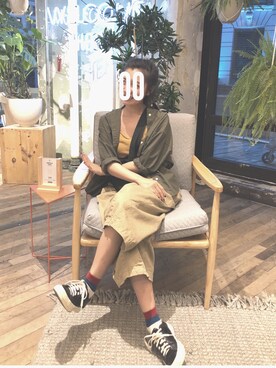 「kkのアイテム（パンツ、ブラウン系）」を使った、Pei Lin Tsaiさん（レディース）の秋コーディネート