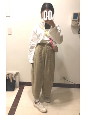 「plain-me（プレインミー）のアイテム（トップス）」を使った、Pei Lin Tsaiさん（レディース・164cm）の秋コーディネート