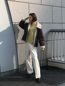 「Ungrid（アングリッド）のアイテム（ムートンコート）」を使った、吉本杏奈さん（レディース・164cm）の冬コーディネート