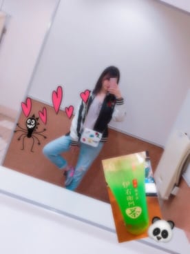 「SpRay PREMIUM（スプレイプレミアム）のアイテム（スタジャン）」を使った、ぽんさん（レディース・162cm）の春コーディネート