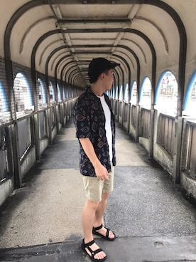 「PULL&BEAR（プルアンドベア）のアイテム（シャツ/ブラウス）」を使った、Yen Fu Chenさん（メンズ・170cm）の夏コーディネート