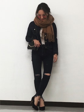 小菅彩子さんのコーディネート