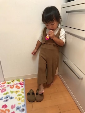 「アイテム（サロペット/オーバーオール、ブラウン系）」を使った、☆towa☆さん（キッズ・80cm）の秋コーディネート