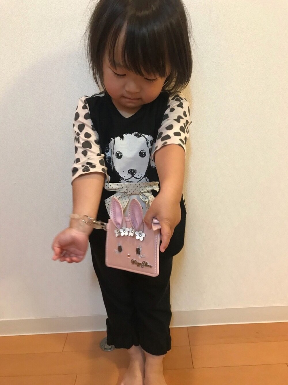 「ダルメシアン柄、保育園コーデ、ブラックコーデ」｜「toi toi toiのアイテム（Tシャツ/カットソー、ブラック系）」を使った、☆towa☆さん（キッズ・90cm）の春コーディネートの1枚目の写真