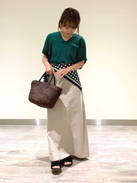 「Te chichi CLASSIC（テチチクラシック）のアイテム（ニット/セーター）」を使った、yoriさん（レディース・155cm）の春コーディネート