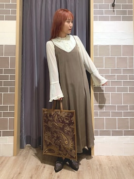 「Te chichi CLASSIC（テチチクラシック）のアイテム（シャツ/ブラウス）」を使った、yoriさん（レディース・155cm）の秋コーディネート