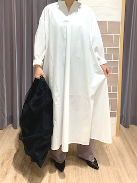 「Te chichi CLASSIC（テチチクラシック）のアイテム（パンプス）」を使った、yoriさん（レディース・155cm）の春コーディネート