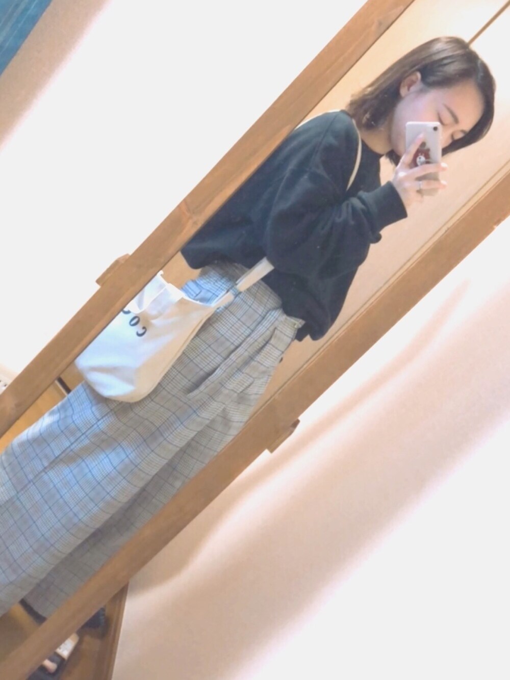 「ジュメロのアイテム（パンツ、その他）」を使った、でこさん（レディース・158cm）の秋コーディネートの1枚目の写真
