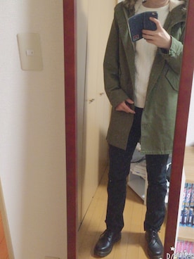 「semantic design（セマンティックデザイン）のアイテム（チノパンツ）」を使った、兌魁 璉さん（メンズ・182cm）の冬コーディネート