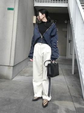 「MOUSSY（マウジー）のHOOP SQUARE BAG（ショルダーバッグ）」を使った、shi-44さん（レディース・165cm）の冬コーディネート