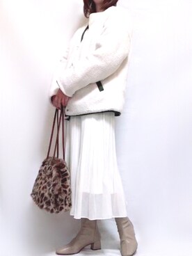 maiさんの「ハイウエストシフォンプリーツスカート（丈標準76～80cm）」を使ったコーディネート