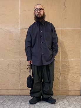 「allery（アレリー）のアイテム（バッグ）」を使った、加藤　絹二さん（メンズ・168cm）の春コーディネート